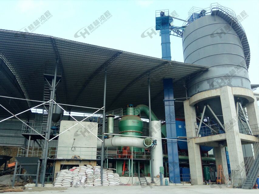 桂林鴻程赤鐵礦石磨粉機(jī)產(chǎn)量高的機(jī)型:HLM礦渣立磨 桂林鴻程赤鐵礦石磨粉機(jī)產(chǎn)量高的機(jī)型:HLM礦渣立磨