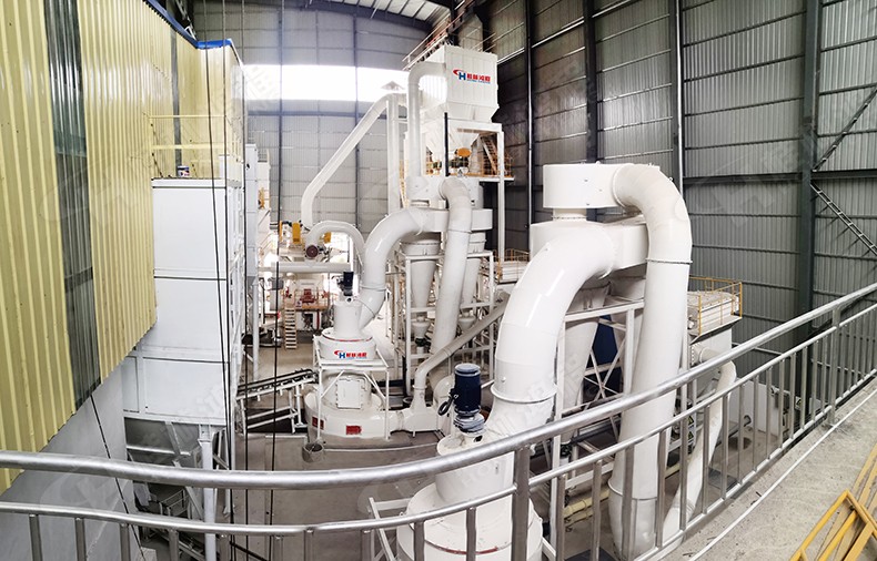 HC1700縱擺磨粉機 某地區客戶購置兩臺安裝完畢 HC1700縱擺磨粉機 某地區客戶購置兩臺安裝完畢